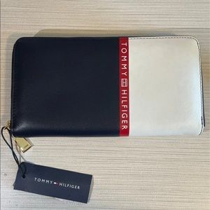 COPY - Tommy Hilfiger Wallet